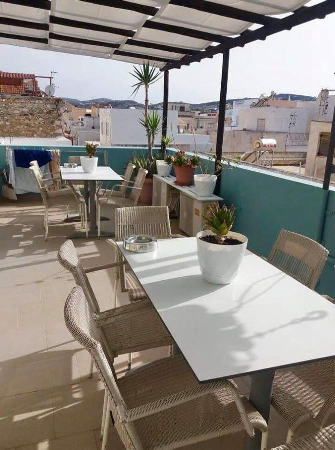 Oikeion Aparthotel Ermoupoli Exterior photo