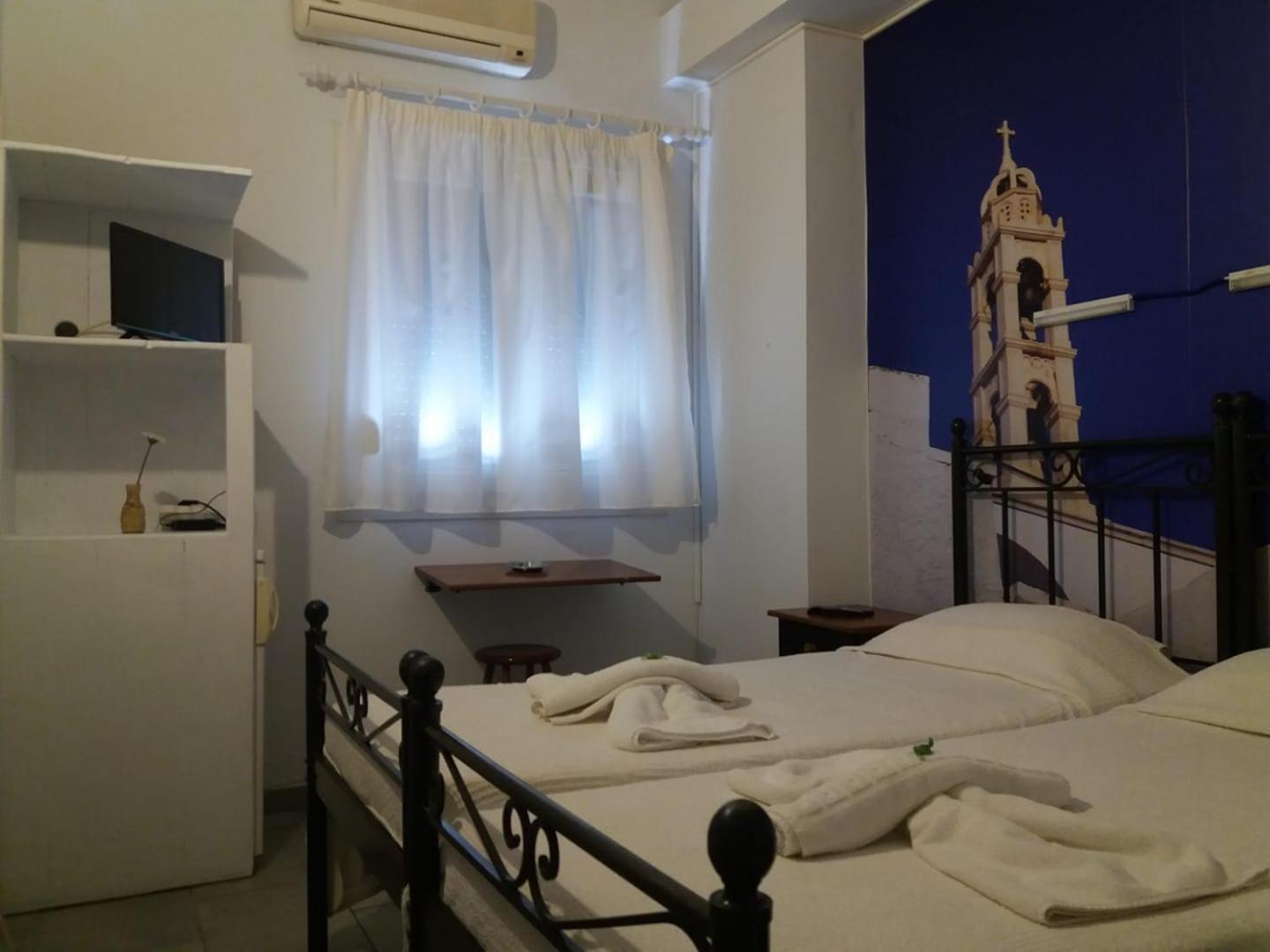 Oikeion Aparthotel Ermoupoli Exterior photo