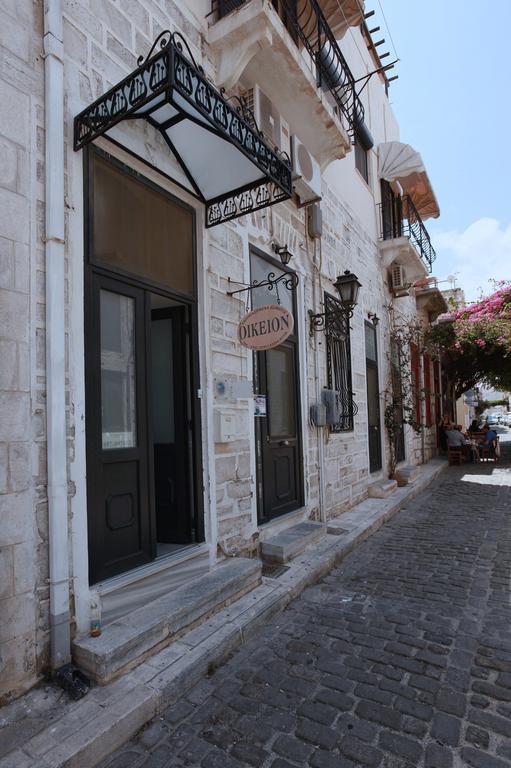 Oikeion Aparthotel Ermoupoli Exterior photo